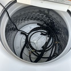Whirpool Washer And Electric Dryer 