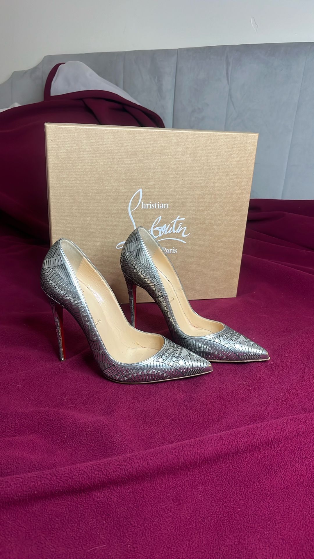 Christian Louboutin, Red Bottom heels