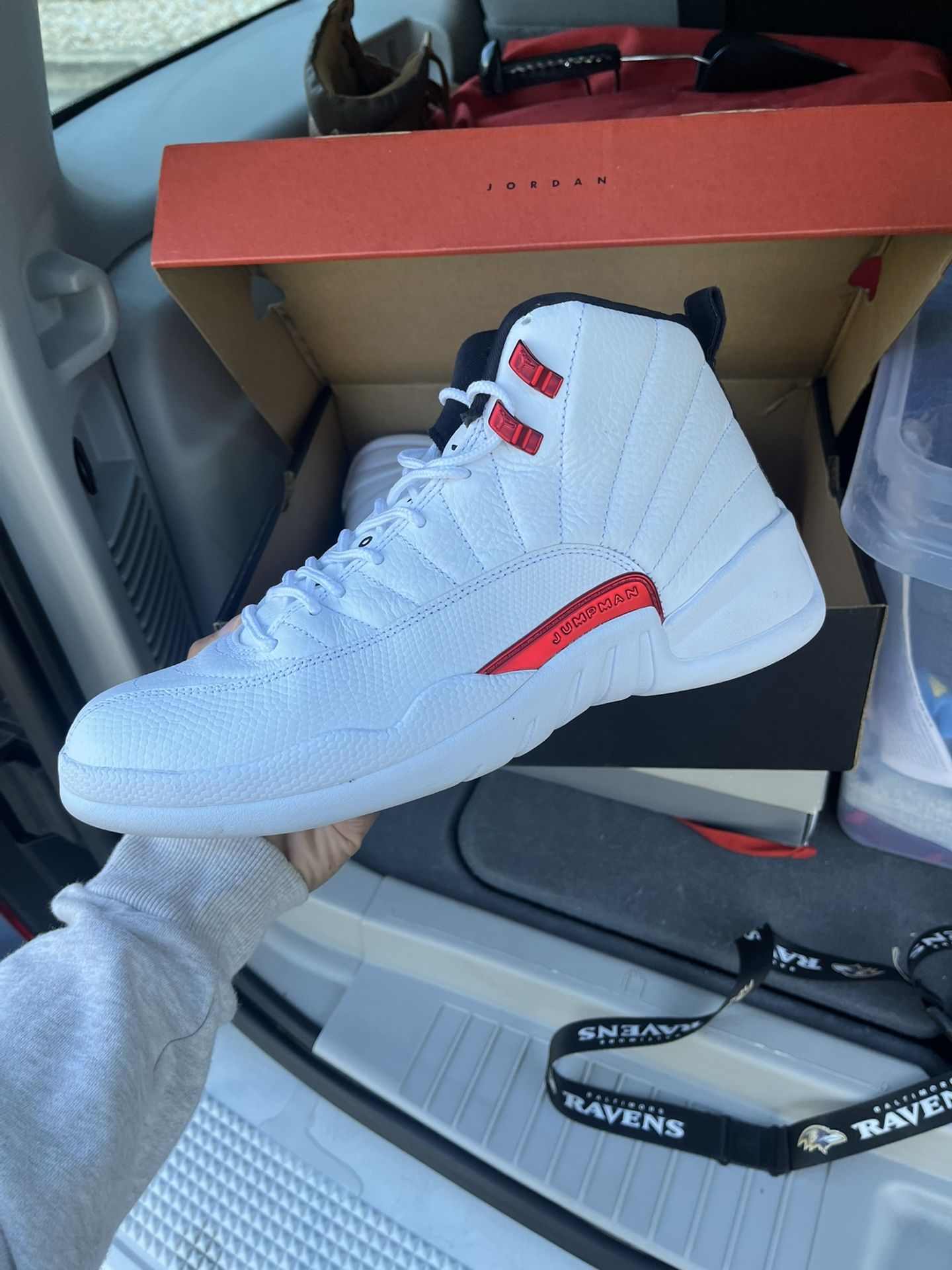 Jordan 12 