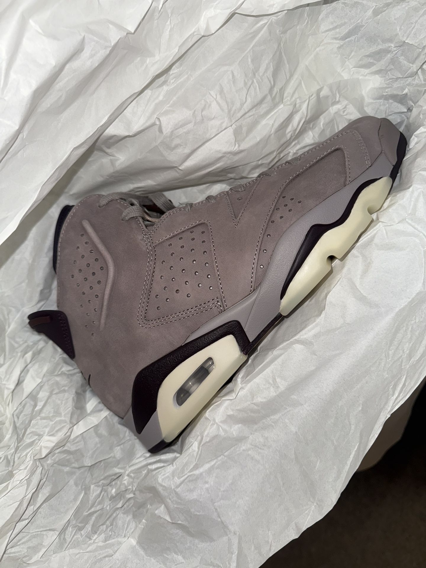 A Ma Maniere Jordan 6   Size 10