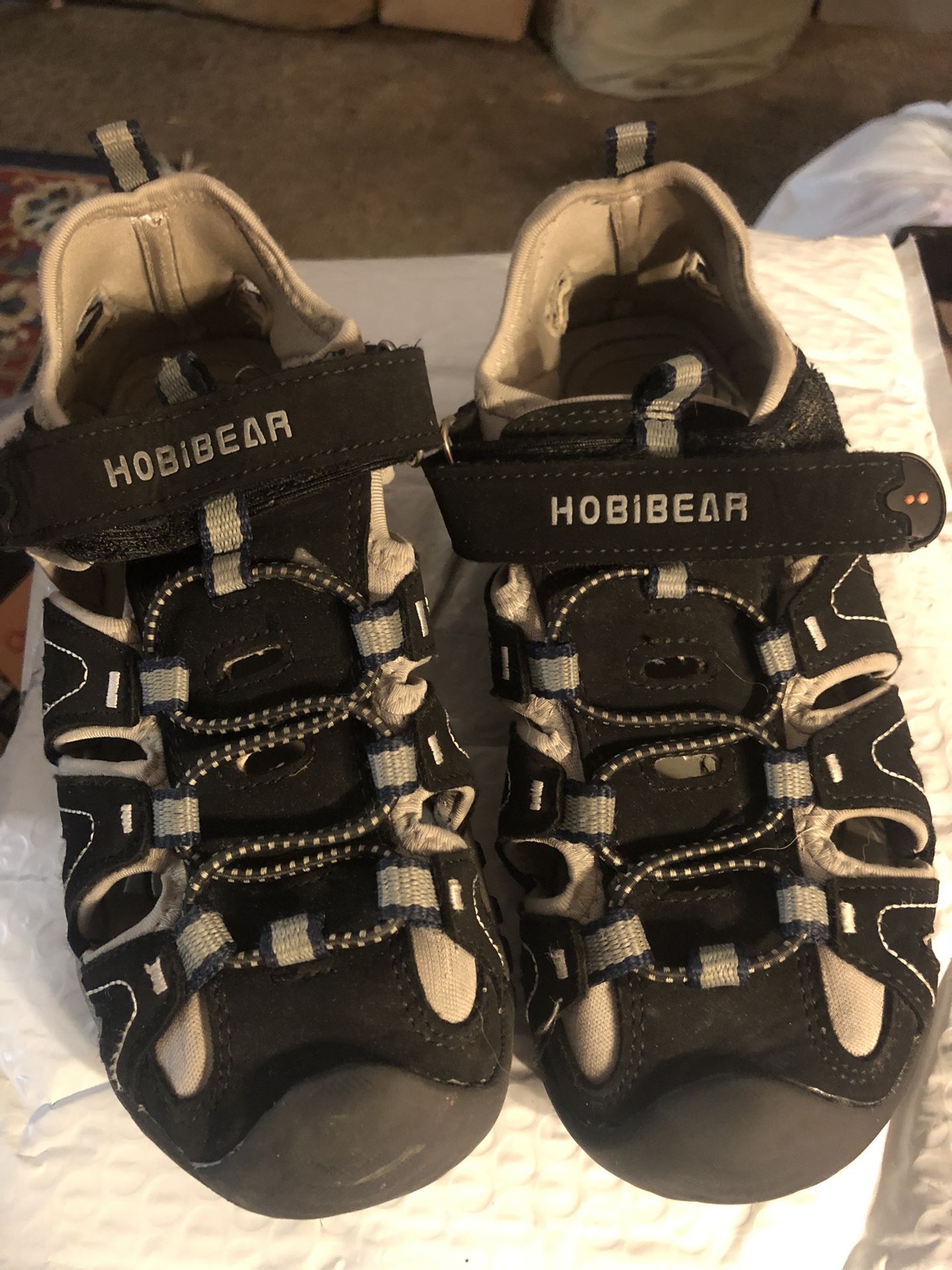 HOBIBEAR Boys Sandals  Size 2Y