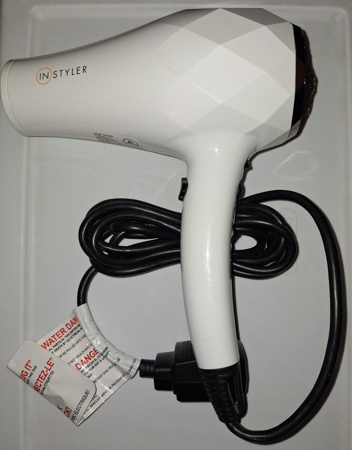 Instyler Blu Turbo Ionic Hair Dryer, White