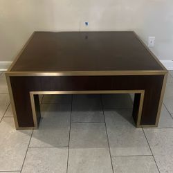Coffe Table Bernhardt Wallnut And Brasss