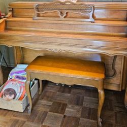 Upright Piano /Tarzana Ca