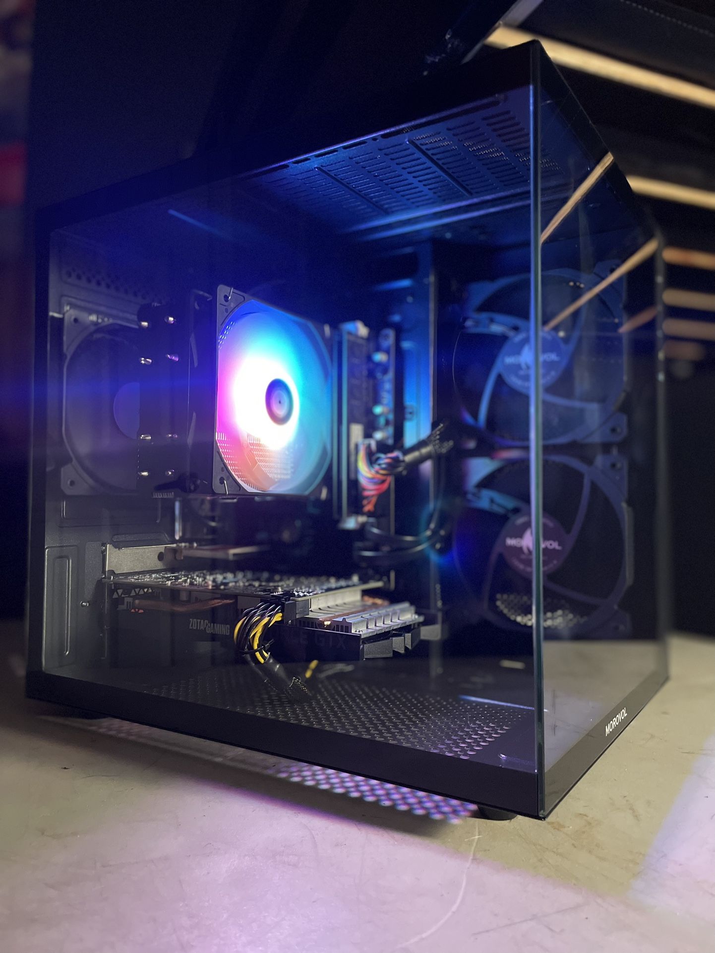 I7 3770, GTX 1660, 16gb 1600mhz RAM, 1.2tb STORAGE 1080p gaming pc