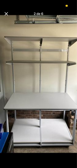 Computer desk