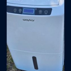 Dehumidifier 