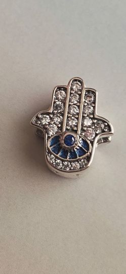 Pandora Hamsa Hand