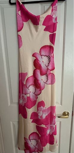 NEW GORGEOUS SUMMER DRESS