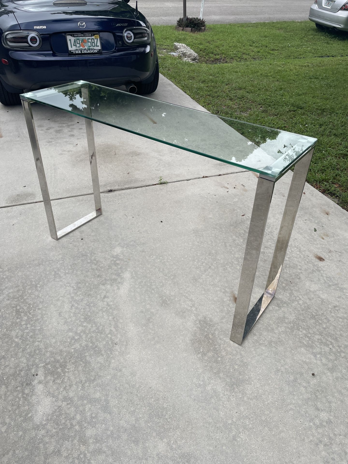Glass / Chrome Finish Couch Table