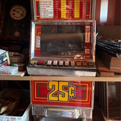 Five Quarter  poker machine