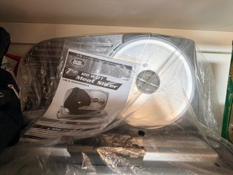 Meat slicer