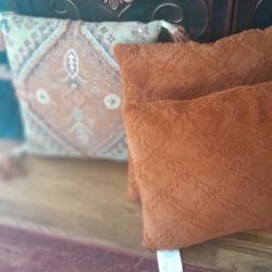 3 Piece Pillow Set