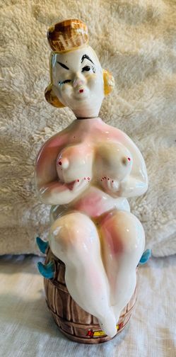 Decanter of a nude burlesque woman