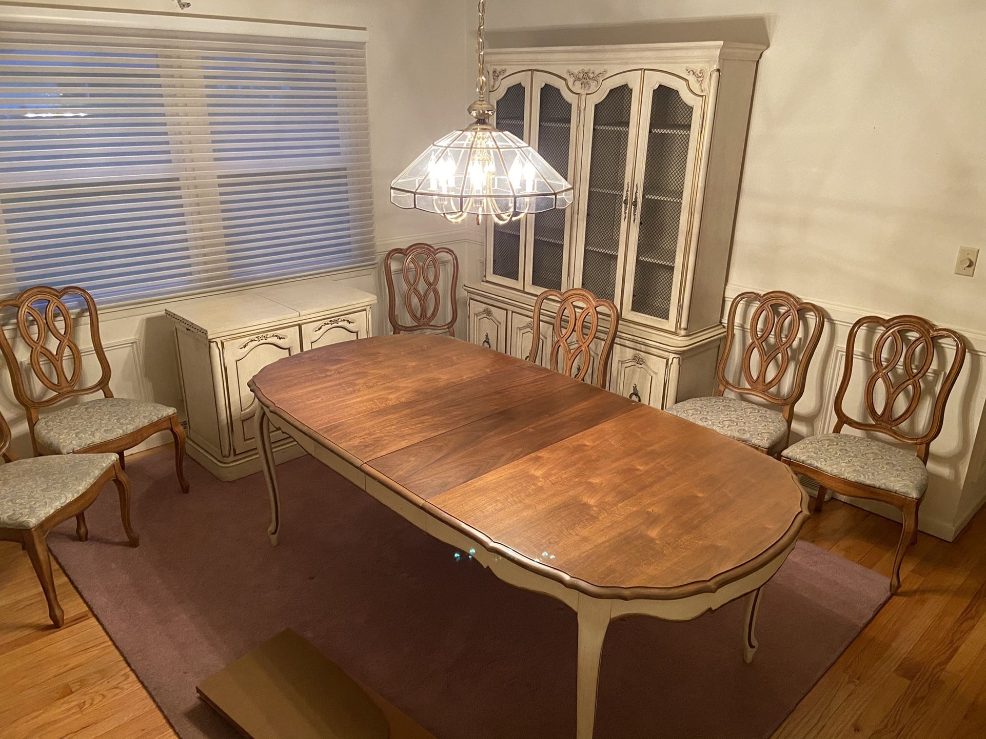 Thomasville Dining Room Set