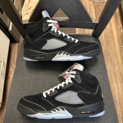 Jordan 5 Black Metallic