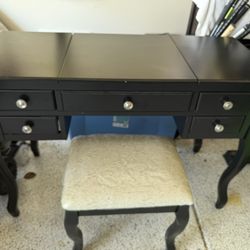 Make Up Vanity