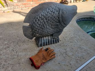 Fish  cement statues.