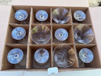 One Dozen Martini Glasses (8oz)