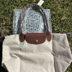 Longchamp Medium Tote