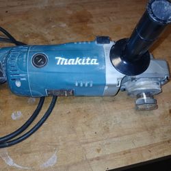 Makita GA 7021 15 Amp Angle Grinder