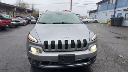 2017 Jeep Cherokee