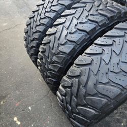 only 3 used tired Lt285 75r17 Toyo  MT Open Country $250.00 all