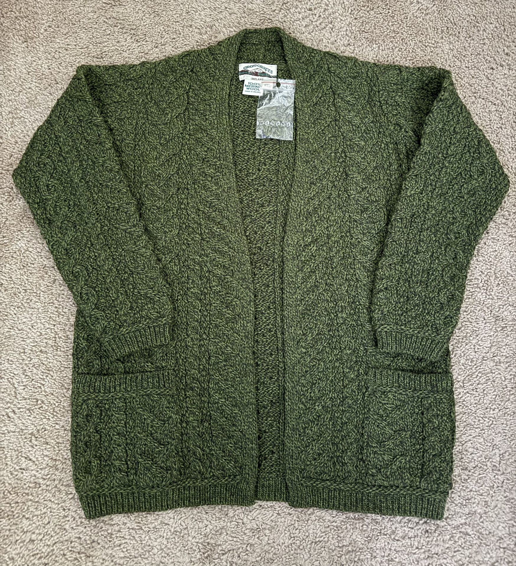 Aran Crafts Wool Womens Cardigan / Sweater / Womens size XXSP / Made in Ireland