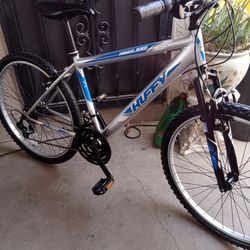 BIKE HUFFY HIGHLAND TIRES SIZE 26 READY TO RIDE