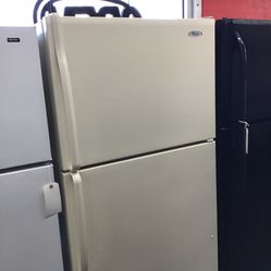 Whirlpool 18 Cu Ft Top And Bottom Fridge. 1 year Warranty 