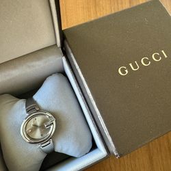 Gucci Guccissima Large Brown Dial Steel Bangle Watch YA134302