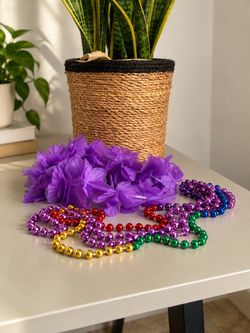 Hawaiian/Party Accessories Set.