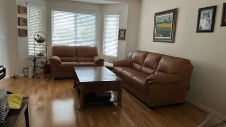 5seats Italy sofa and lifted top tea table