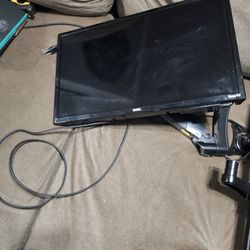 Three Screen Computer Stand