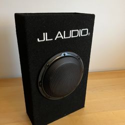 Powered Subwoofer 8” JL Audio