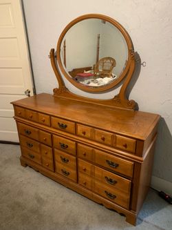 Vintage horizontal dresser