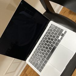 M1 MacBook Air 16GB RAM 512GB SSD
