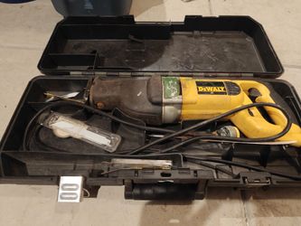 DeWalt corded sawza
