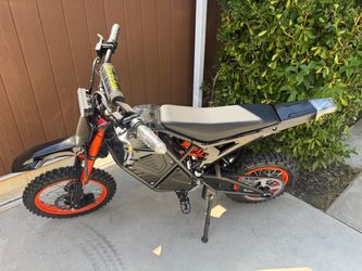 Xtion seeker dirt bike