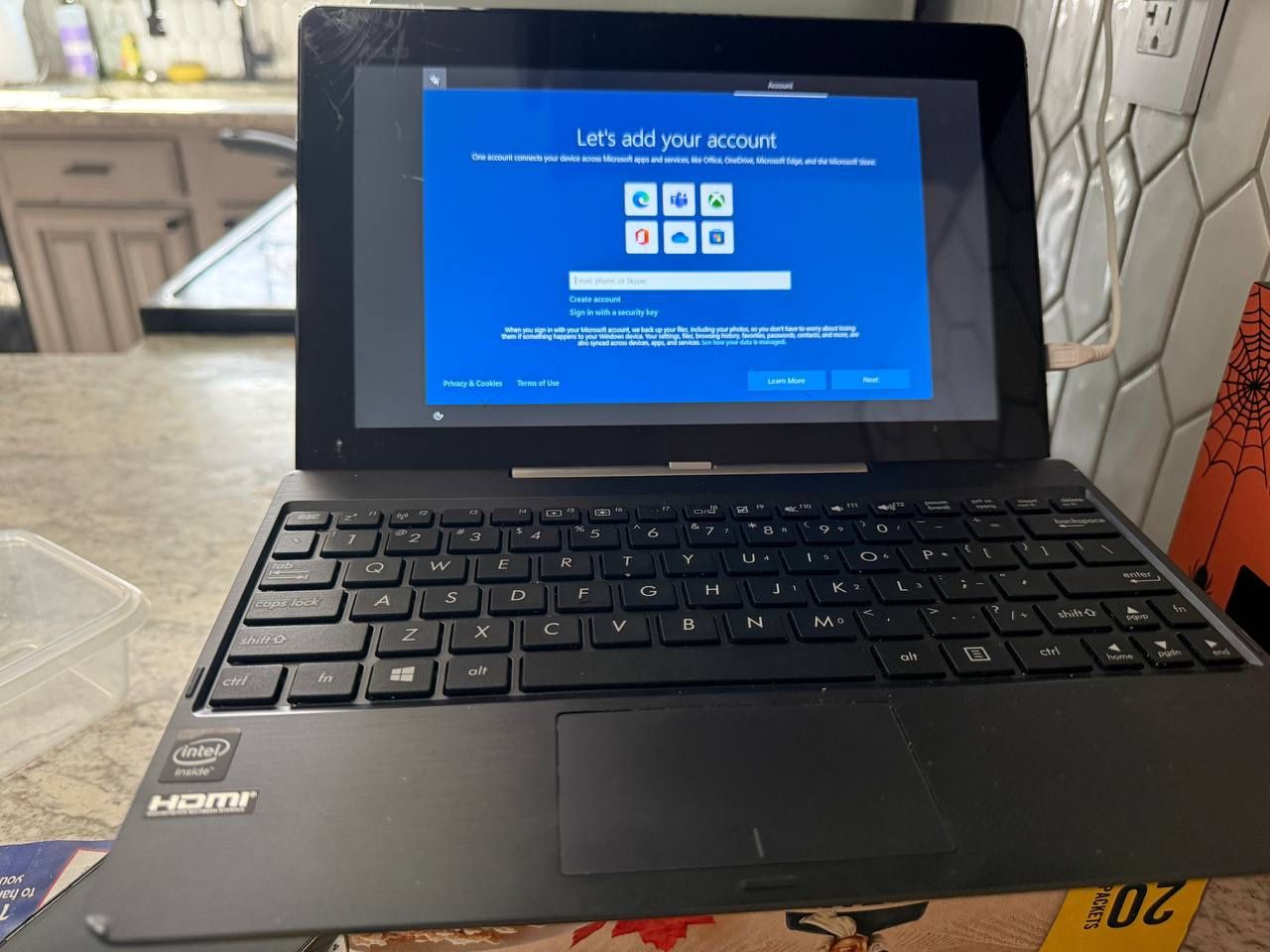 Asus transformer table t100 (damaged)