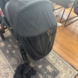 Uppababy Vista B2 Stroller and Bassinet 
