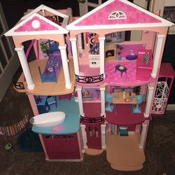 Barbie Dream House
