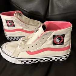 Vans Sk8 Hi Mens 10.5. T&C  Surf Designs Collaboration 
