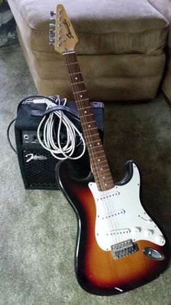 Fender starcaster Amp and Cords