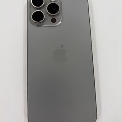 iPhone 15 pro max unlocked