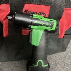 New Condition Snap On 14.4v Cordless Impact Wrench Driver 3/8