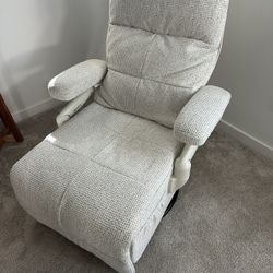 MAMAZING Lullacloud Nursery Chair 