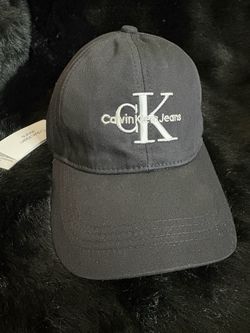 Calvin Klein  hat
