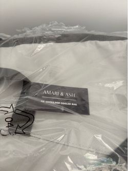 All 4 Amari and Ash cooler bags are for sale 50.00