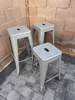 Set of 3 Lily 30” and 24” High Silver Metal Counter-Height Bar Stools – Indoor/Outdoor, Stackable